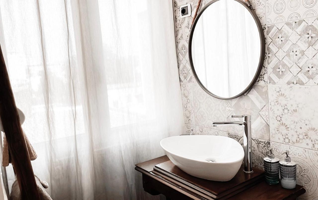 Wanderlust B&B Lecce Kültér fotó